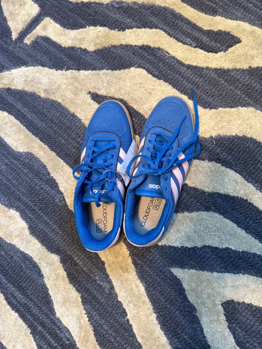 *NWT* Adidas Breaknet Sleek Blue and Blush Women's Shoes. Size 7.5